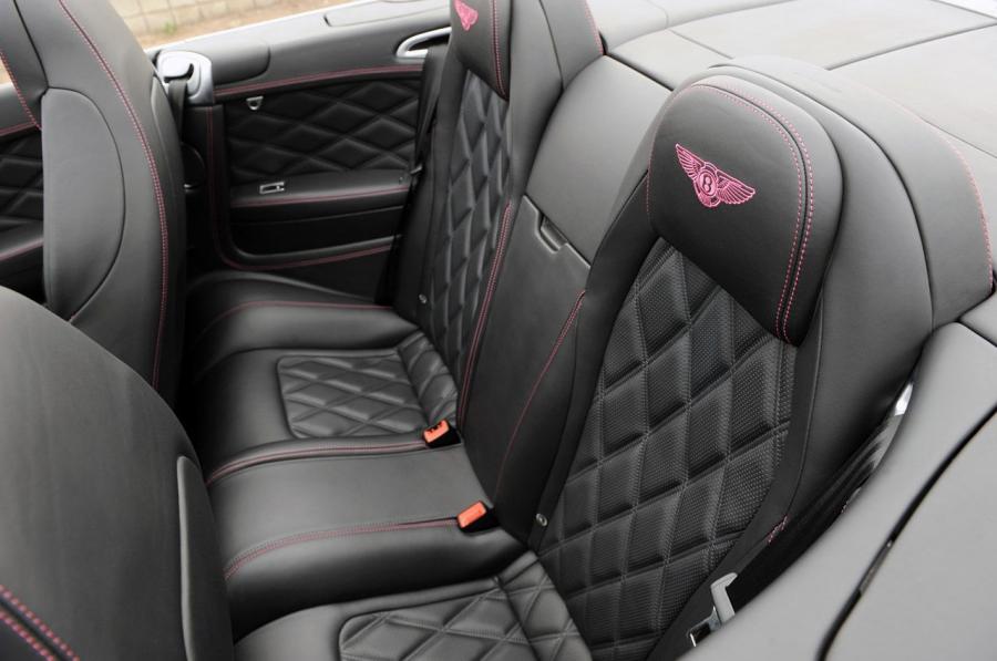 Bentley Continental GTC 2012 года  (фото 71 из 141)